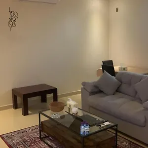 شقة فخمة و مميزة شقة